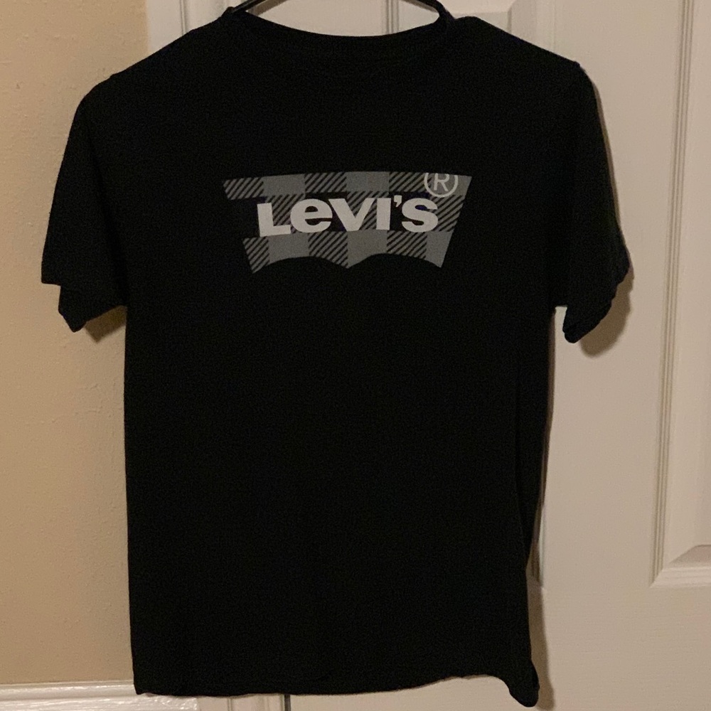 Levi’s Tee